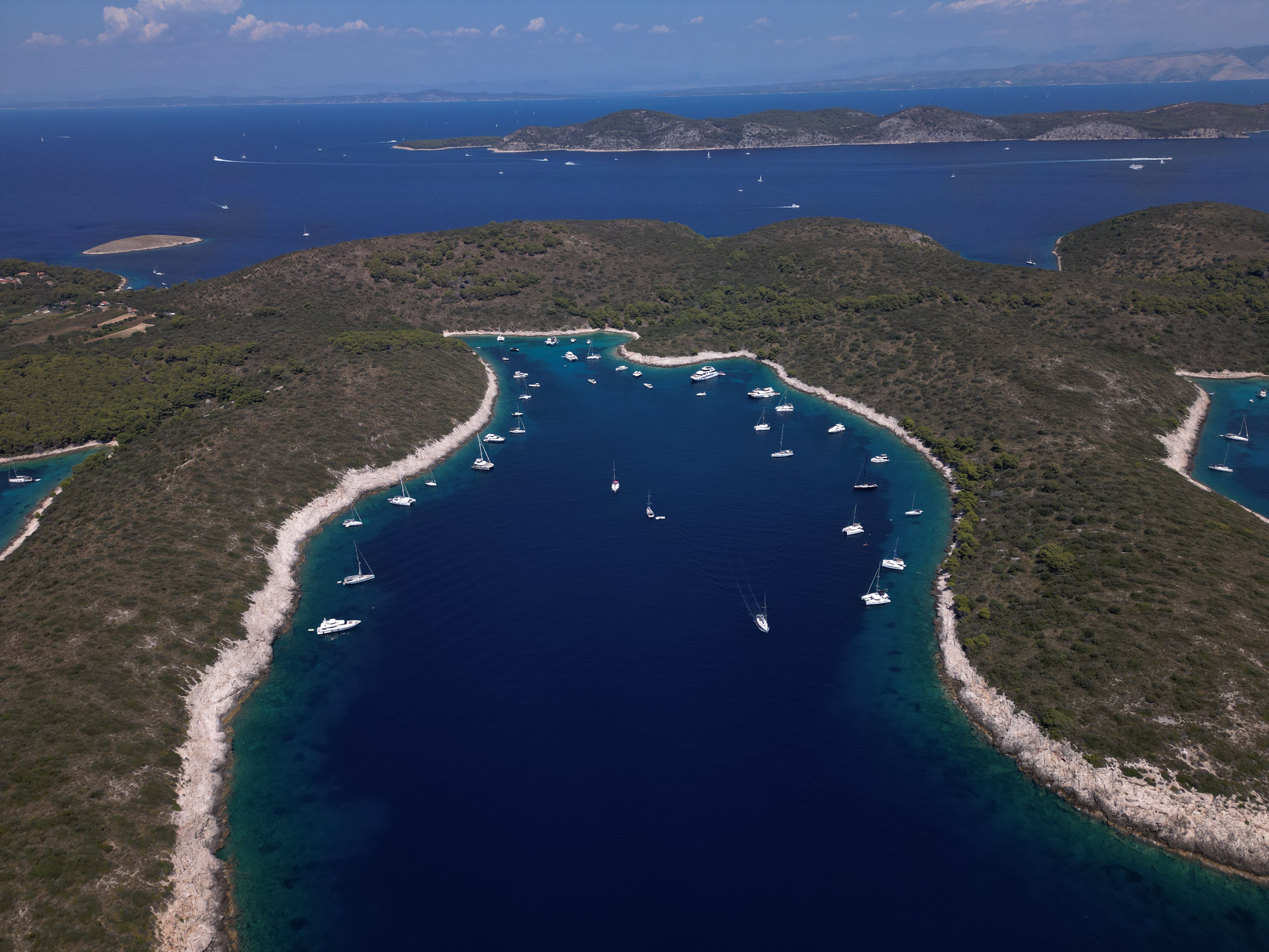 Pakleni otoci, Taršče