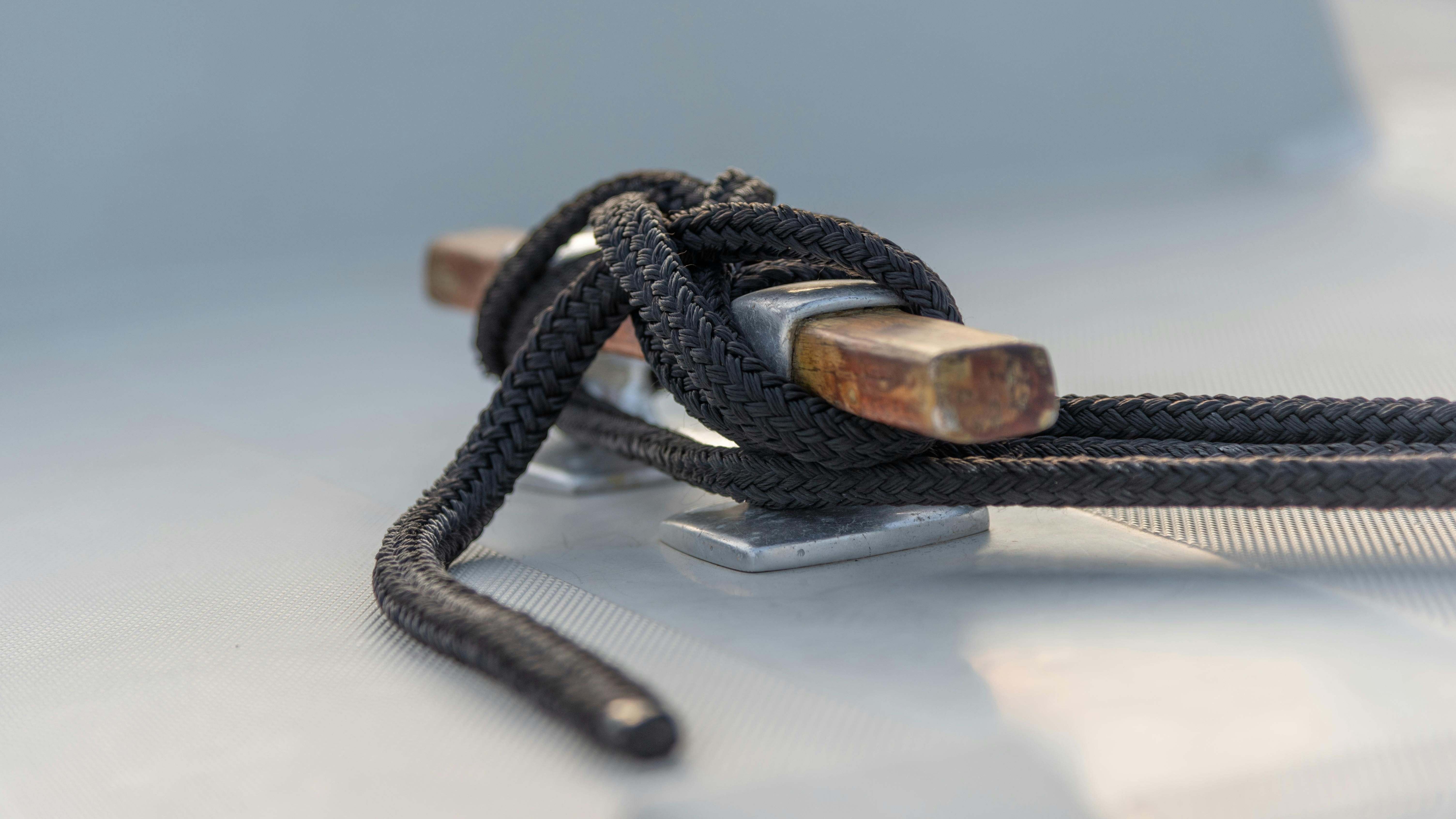 Securing the boat lines on the cleet